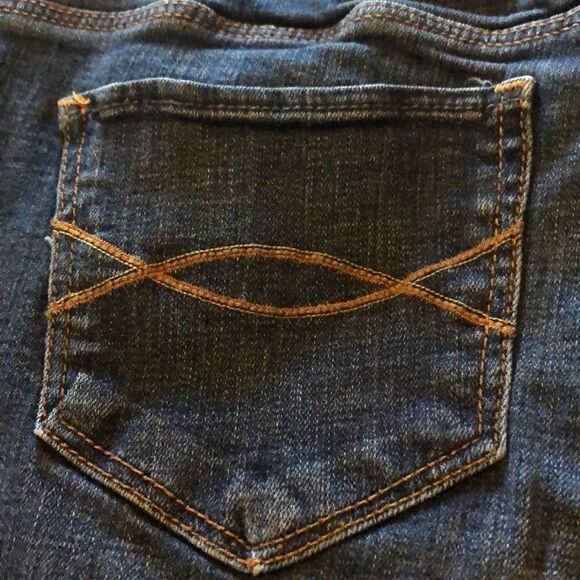 Abercrombie & Fitch Size 8R W29 L 29 Dark Wash Skinny Jeans - Picture 2 of 7